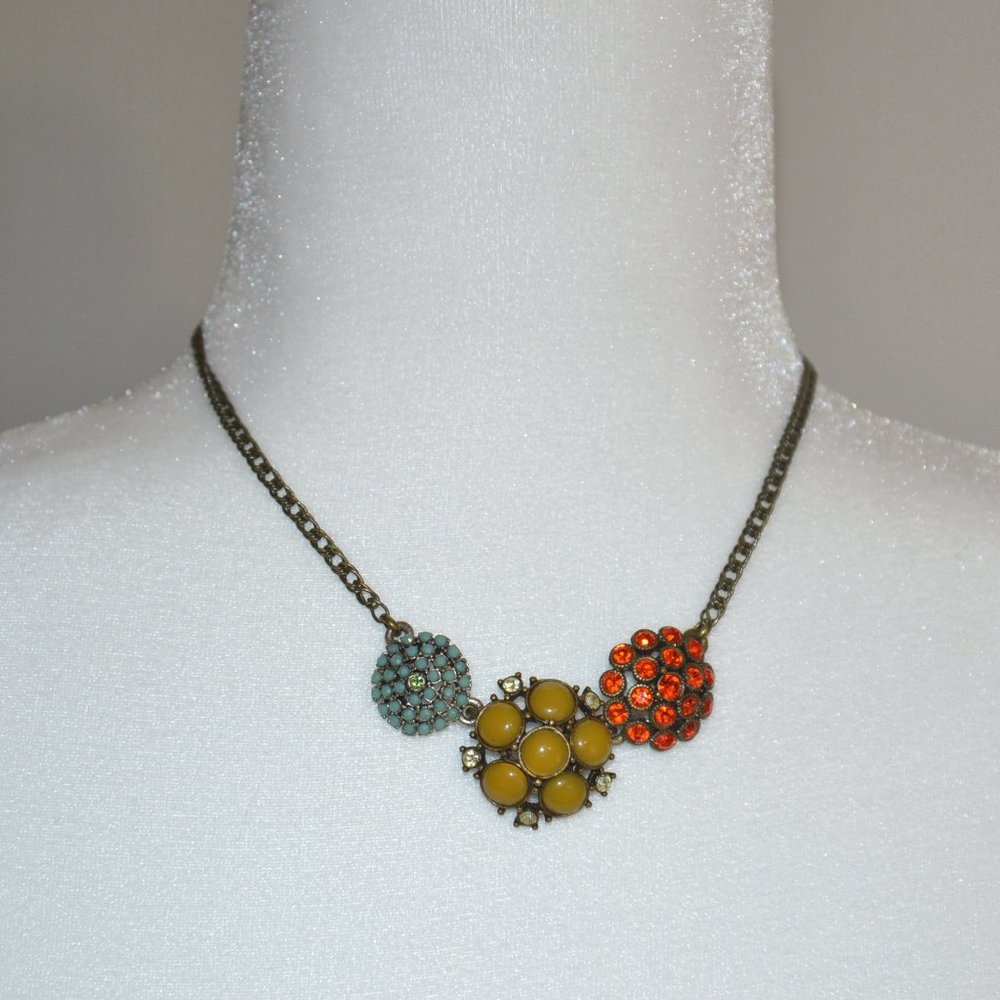 8/$20 Fossil Tri-Color Stone Necklace
